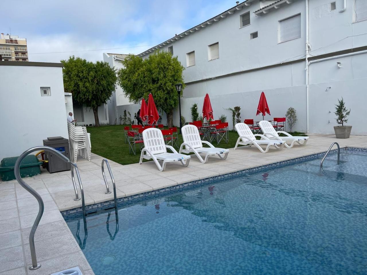 Hotel Trocadero Necochea Luaran gambar