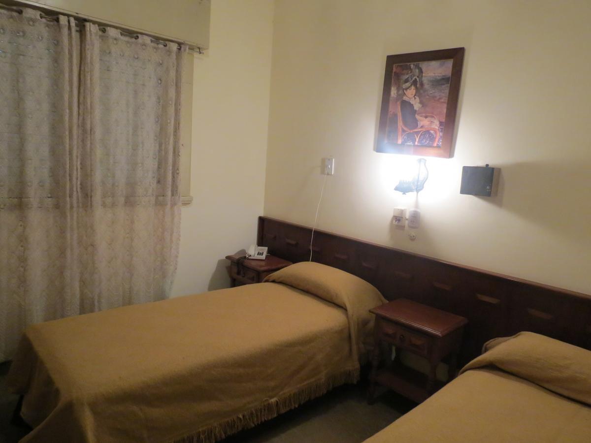 Hotel Trocadero Necochea Luaran gambar