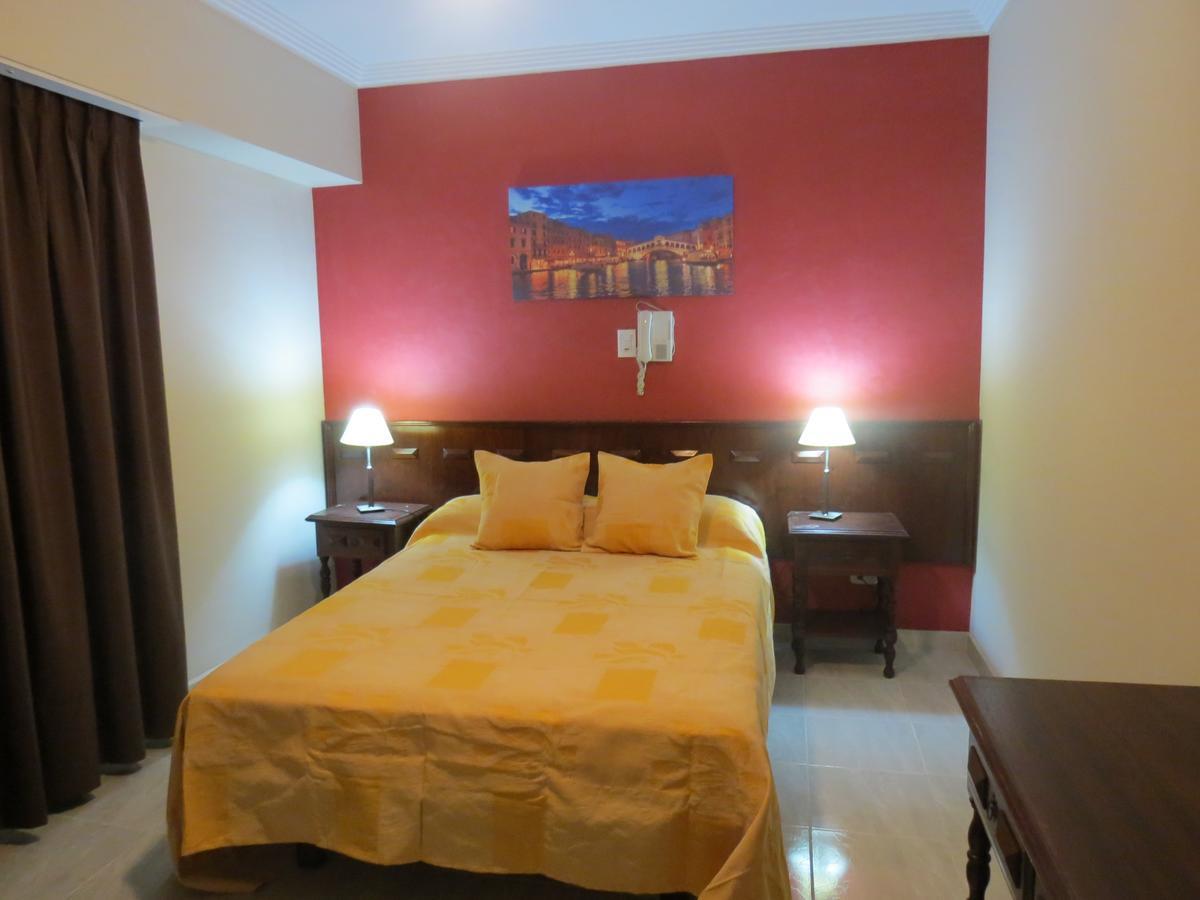 Hotel Trocadero Necochea Luaran gambar